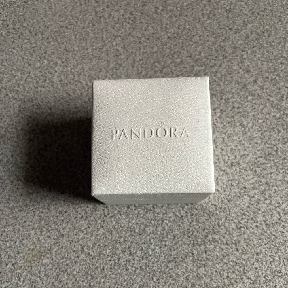 Pandora White Ring Box